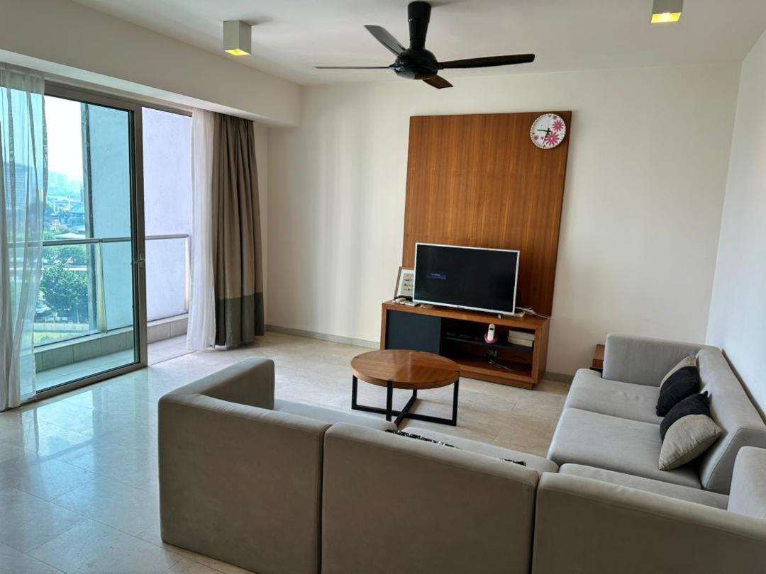 Myhabitat - Klcc 2 Bedroom Kuala Lumpur Exterior photo